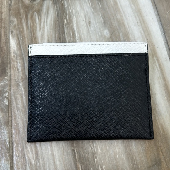 NWT Disney X Kate Spade Wallet - Picture 2 of 3